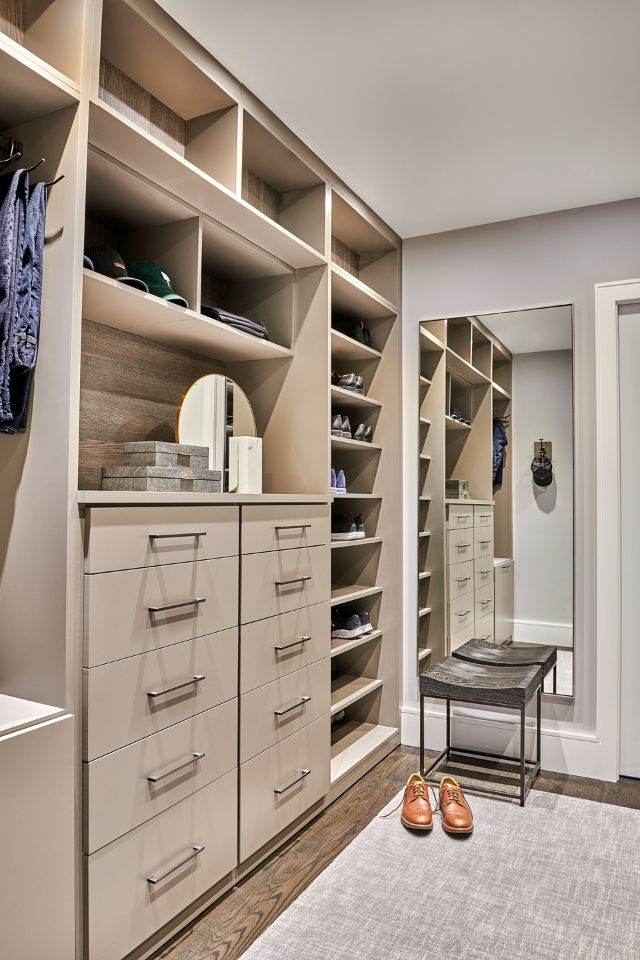 Closet design by Sara Bederman